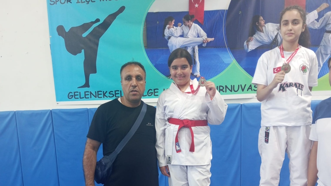 KARATEDE İKİ BÜYÜK BAŞARI!